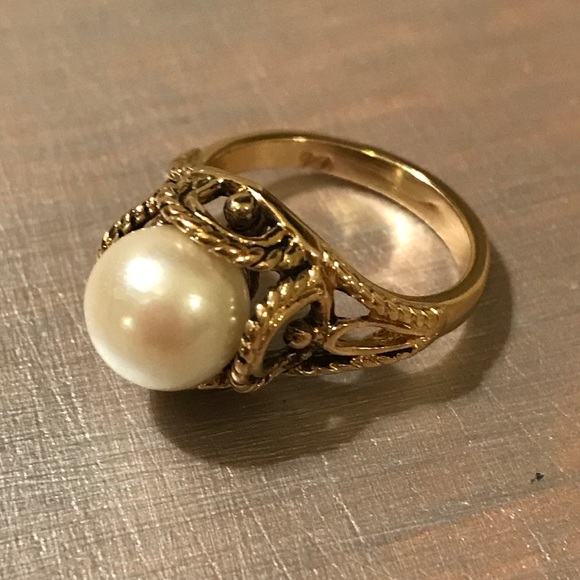 Neiman Marcus Jewelry Brand New Pearl Ring By Jewel Kade